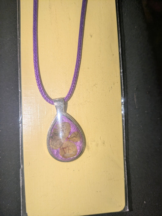 Clover Pendant Necklace Teardrop #P21